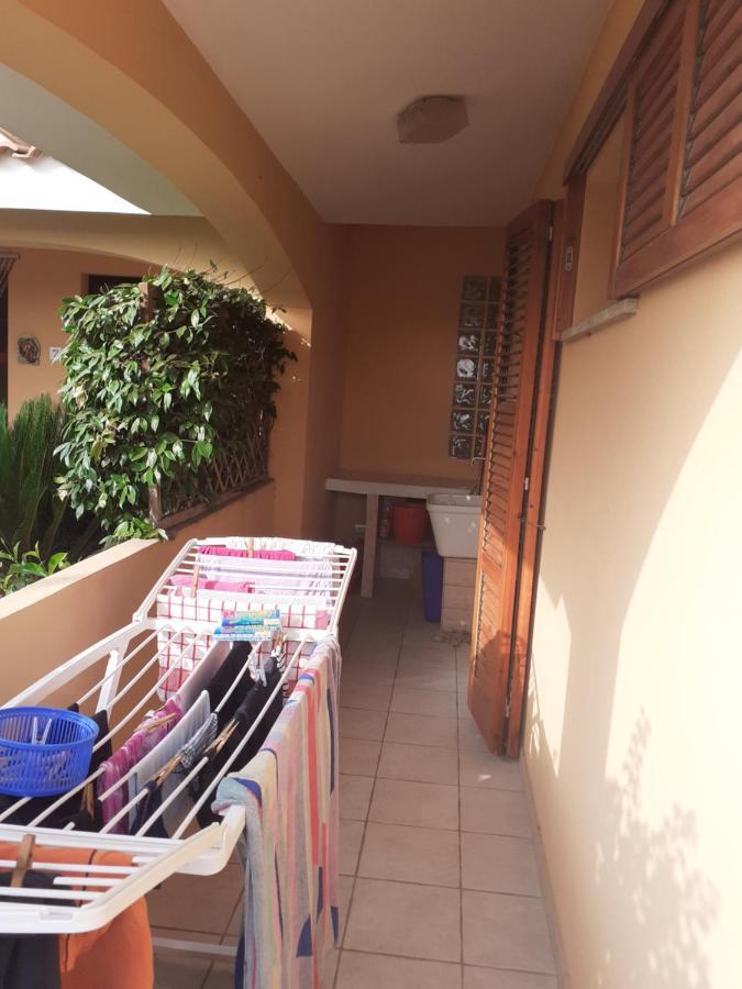 Villa Su Due Livelli Super Accessoriata SantʼAnna Arresi Buitenkant foto